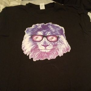 Lion shirt